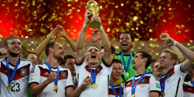 2014 FIFA Dünya Kupası, 12 Haziran ile 13 Temmuz 2014 tarihleri arasında Brezilya'da düzenlendi. Turnuvayı, finalde Arjantin'i 1-0 yenen Almanya kazandı. Almanya, toplamda 4. dünya kupası şampiyonluğunu elde etmiş oldu.
