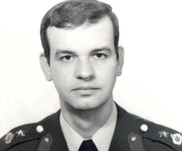 Anayasa Mahkemesinin, Ergenekon davasında tutuklu yargılanan eski Genelkurmay Başkanı emekli Orgeneral İlker Başbuğ'un "kişi hürriyeti ve güvenliği" haklarının ihlal edildiğine karar vermesi ve uzun tutuklulukla ilgili düzenlemenin yürürlüğe