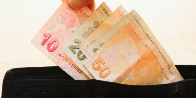 Asgari ücret yüzde 5+6 arttı.