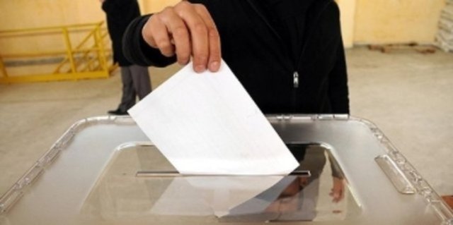 MART - Türkiye genelinde 194 bin 310 sandıkta oy kullanıldığı, 30 Mart Yerel Seçimleri'nde AK Parti oyların yüzde 45,54'ünü alarak birinci parti oldu, CHP yüzde 31,04, MHP yüzde 13,65 oy aldı.