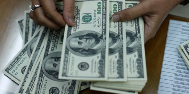 ABD Merkez Bankası (FED), tahvil alım programını beklendiği üzere sona erdirerek "bol para partisine" son verdi. Böylece 6 yıl süren parasal genişleme döneminde bitiş düdüğü çaldı. -