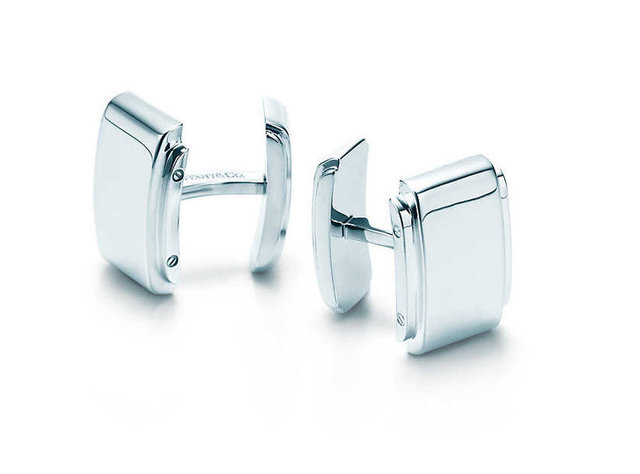 Tiffany & Co. Kol düğmesi  762 TL.