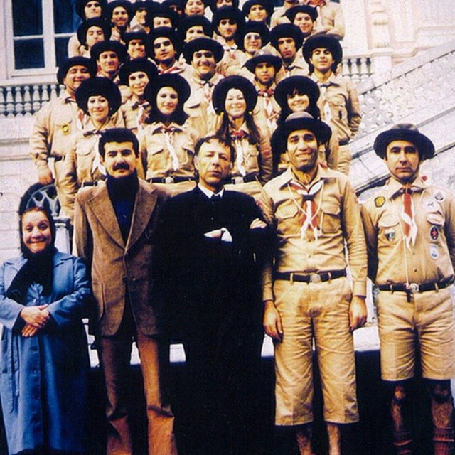 Arzu Film, izlenmeye doyulmayan filmlerin restorasyondan çıktıktan sonraki görüntülerinin yanı sıra arşivde bulunan bazı fotoğrafları da arzufilmasofficial'da yayınlamaya başladı.