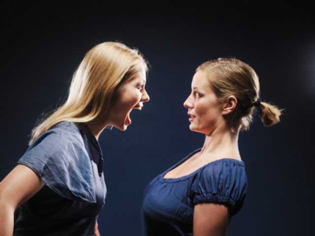 Yani sinirlendiğimizde birisine "Mikrop" dediğimiz zaman (neredeyse) ciddi bir bilimsel gerçeği dile getiriyoruz aslında. Bu faydalı mikropların yok olması halinde bizim de hayatımızın sonlanacağı aklımızın köşesinden bir kez olsun geçiyor mu?