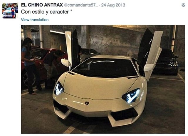 Tarzı ve karakteriyle övünen Joaquin Guzman pahalı araçların onun için fantazi olduğunu belirtiyor.