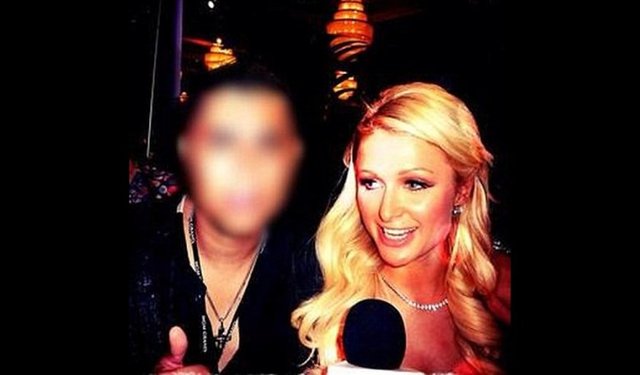 El-Chapo'nun üçüncü çocuğu olan ve partilere düşkünlüğüyle bilinen Joaquin Guzman'ın Paris Hilton'la çektirdiği fotoğraf.