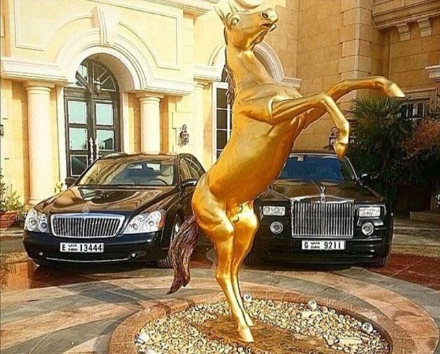 MAFYANIN ZENGİN ÇOCUKLARI! - Meksika'nın uyuşturucu kartellerinin çocuklarının Instagram paylaşımları, nasıl bir hayat sürdüklerini gözler önüne seriyor. -  