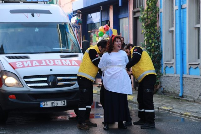 Roman Havası tüm heyecanıyla esmeye devam ediyor! 