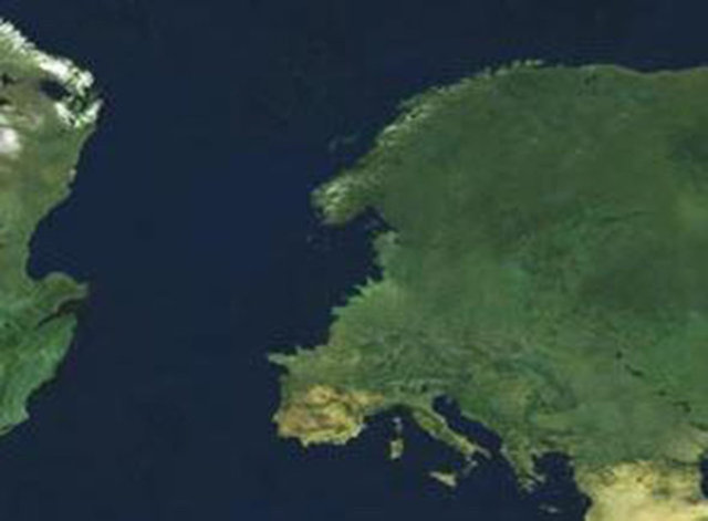 Bir zamanların 'üzerinde güneş batmayan imparatorluğu' olan İngiltere'nin olduğu yerlerde yeller esiyor.