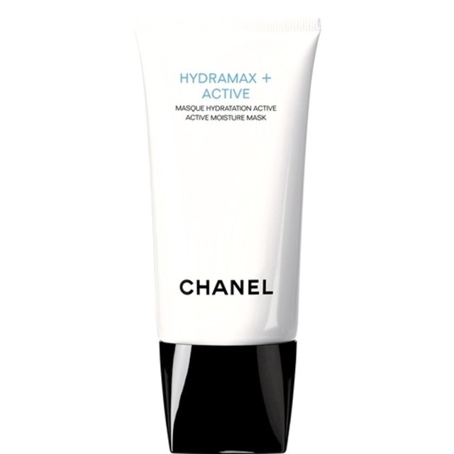 Chanel Hydramax and Active Mouisture Mask. Yoğun neme ihtiyaç duyan ciltler için rahatlatıcı ve sakinleştirici, Ceratonia PFA içeriğiyle ise, hücrelerin kaynağına inen optimal bir nemlendirme sağlıyor. 165.30 TL.