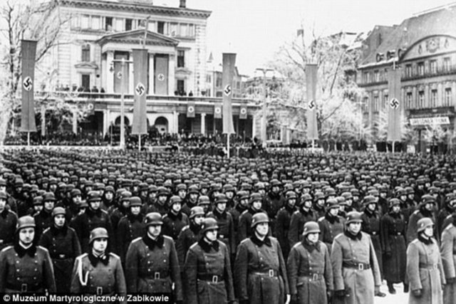 2. Dünya Savaşı sona erdiğinde Almanlar, Avrupa Yahudi nüfusunun üçte ikisinin ölümüne sebep oldu.