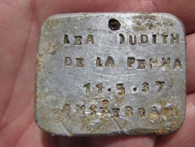 İsyandan sonra Naziler izleri silmek için kampı yok etti. Daha önce barakaların olduğu yerlere ağaçlar dikildi.