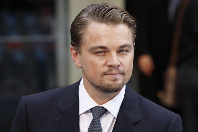 Ünlü aktör Leonardo Di Caprio'ya benzeyen ve bir Rus vatandaşına ait olduğu iddia edilen fotoğraf internette tartışma konusu oldu.