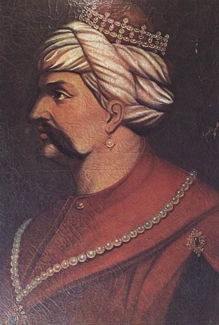 8-I.Selim Hân: Yavuz Selim Camii bahçesindeki türbesinde.