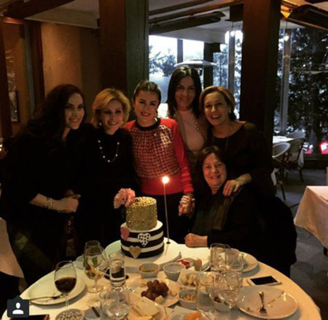 AYŞE KUCUROĞLU, FANİ AYSAL, FATOŞ SARIGÜL, SİTARE AKDİLEK, REVNA DEMİRÖREN, MONİK İPEKEL