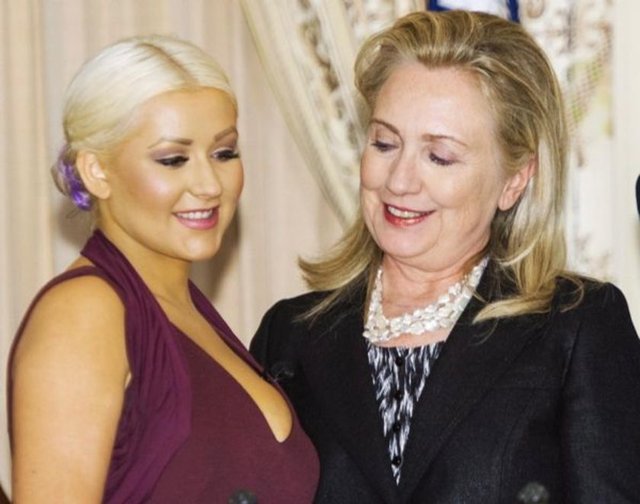 Christina Aguilera - Hillary Clinton