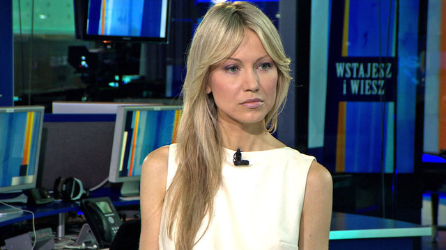 Üye olduğu parti SLD, Polonya'da bir çeşit şaka olarak görülüyor. Adaylığı Polonya'da bir şaka olarak düşünüldü.