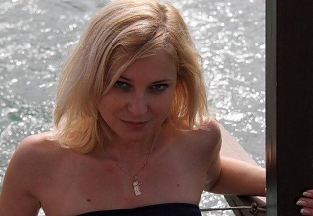 Klibi şimdiye kadar 760 bin kişi izledi. Polonskaya, Kırım Başsavcılığı görevindeki ilk çalışma günü olan 11 Mart'taki basın konferansı videosunu da Youtube'da iki haftada bir milyondan fazla kişi izlemişti.