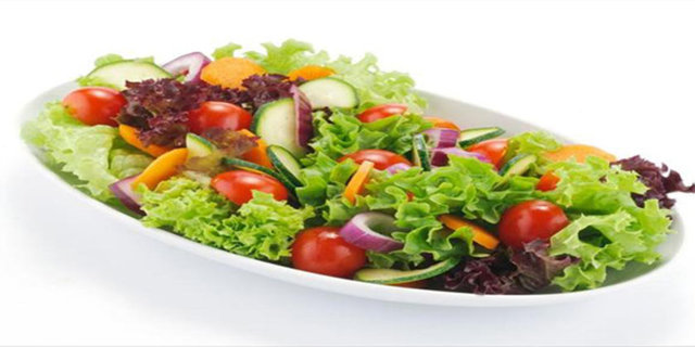 Kurubaklagil ve tahıllı yemekler; yanında mutlaka bol maydanozlu, marullu, domates ve limonlu salata ile tüketildiğinde, tahıl ve baklagillerin içindeki demir daha fazla emilir.