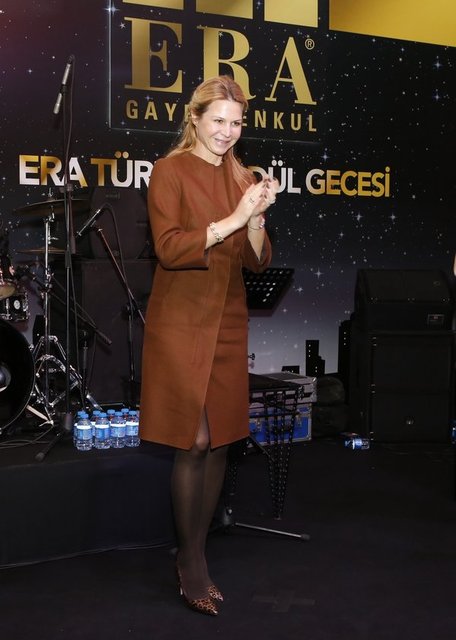 TANSA EKŞİOĞLU