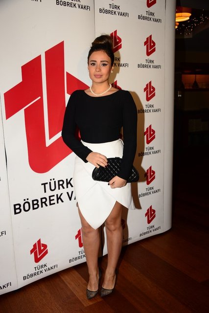 GÜLNUR GÜNEŞ