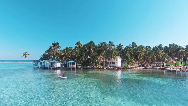 Dünya üzerinde irili ufaklı onlarca ülke var. Bazılarının büyüklüğü ise İstanbul'daki bir ilçe büyüklüğünde. Örneğin Orta Amerika'da yer alan Belize'nin yüzölçümü Bağcılar kadar... İşte ülkelerin büyükten küçüğe sırasıyla yüzölçümleri...