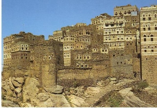 Karasal Alan km² Yemen 527.968