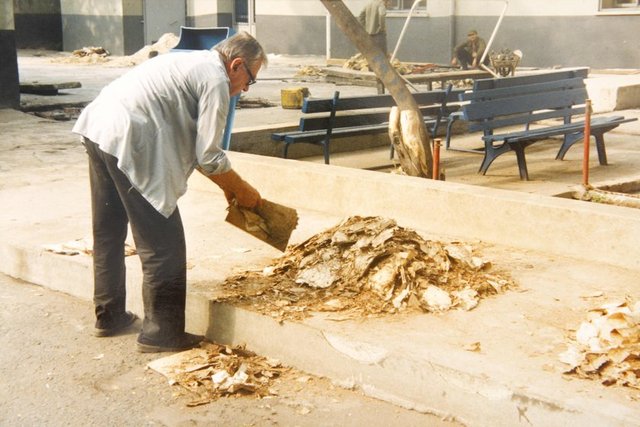 Her gün, her deponun ısısı, nemi ve güvenliği otomasyon sitemiyle kontrol ediliyor, depolara ilişkin raporlar tüm idari birim yöneticilerine tek tek ulaştırılıyor. Bu iddiaların hepsi asılsızdır.