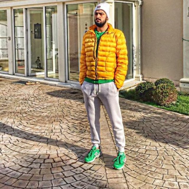 Son olarak çektirdiği fotoğrafı Instagram sayfasında yayınlayan İdo sosyal medyayı karıştırmıştı.