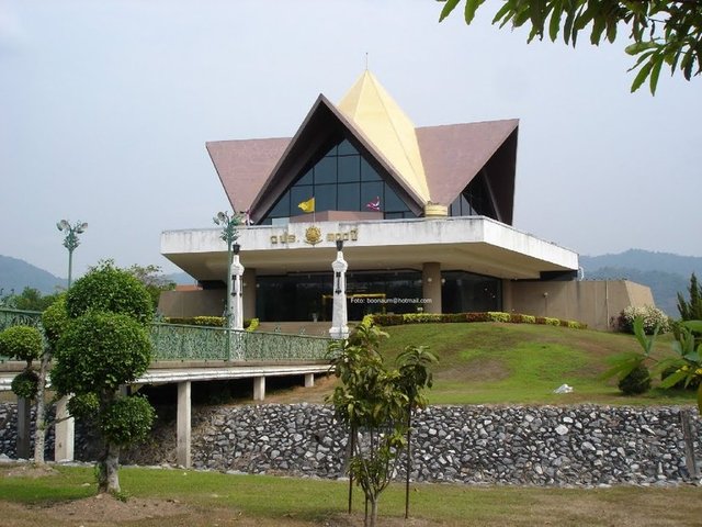 24. Chulachomklao Royal Military Academy (Tayland)
