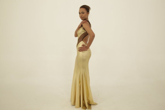 İrem Özcan (Sonja)