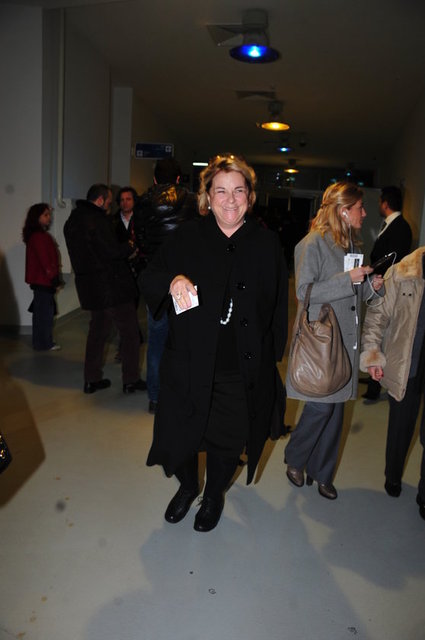 AYŞEN ÖZYEĞİN