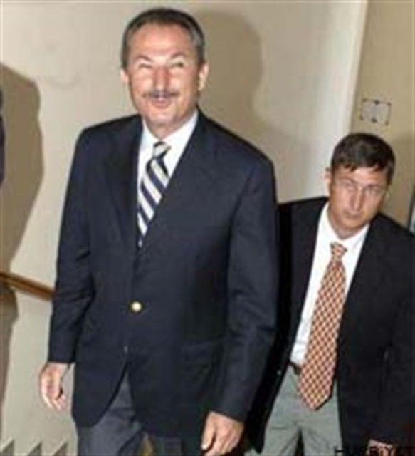 Devlet eski Bakanı ve Başbakan Yardımcısı Hüsamettin Özkan