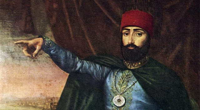 II. MAHMUD - Müzisyen, hattat ve kuyumcu olan II. Mahmud aynı zamanda sedef işlemeciliği de yapardı.  -  