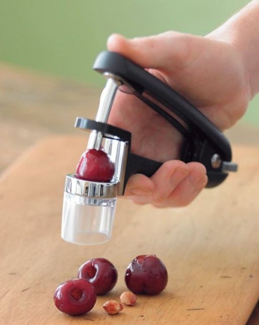 Kiraz yemek hiç bu kadar kolay olmamıştı