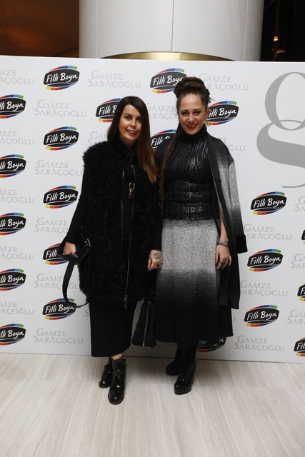 GÜL AĞIŞ, SİMAY BÜLBÜL