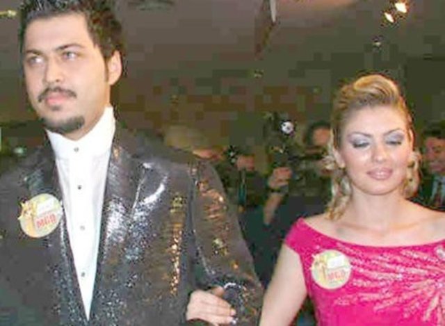 Önce birbirlerine yakınlaştılar hatta herkes evleneceklerine kesin gözüyle bakıyordu ama beklenen olmadı. Tülin ile Caner'in evlenmesi kelimenin tam anlamıyla bir 'memleket meselesi' oldu...