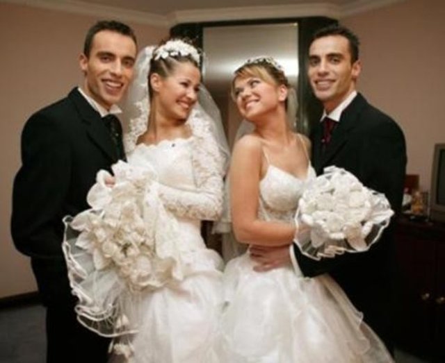 Aysel ve Volkan yarışmanın sonunda 100 bin dolar değerinde lüks bir ev, 25 milyarlık bir otomobil, 15 bin TL maaşla 1 yıllık iş anlaşması kazandı.