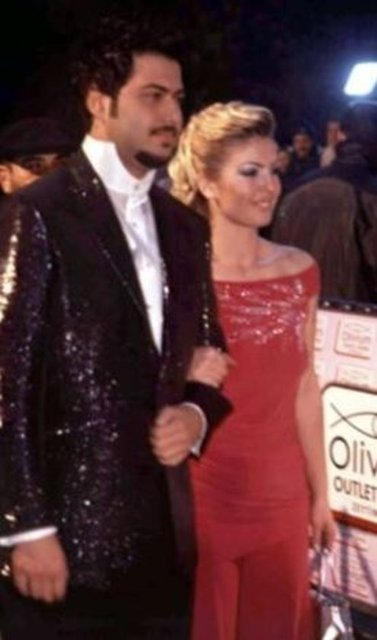 Sabah kuşağında yayınlanan çeşitli programlara katıldı. Kafasında bardak kırmak da dahil bir çok ilginç performans sergiledi ekranlarda.