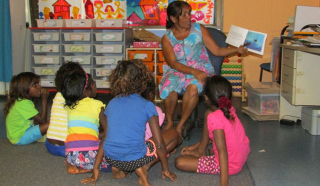 Anindilyakwa - Dili konuşan 2000 kişi - Bu dili konuşanlar, dillerinin adıyla Anindilyakwa olarak anılmayı tercih ediyor ve kuzeydoğu Avustralya'daki Groote Eylandt'ta yaşıyor. Groote Eylandt takımadası Darwin'in 640 km güney doğusunda