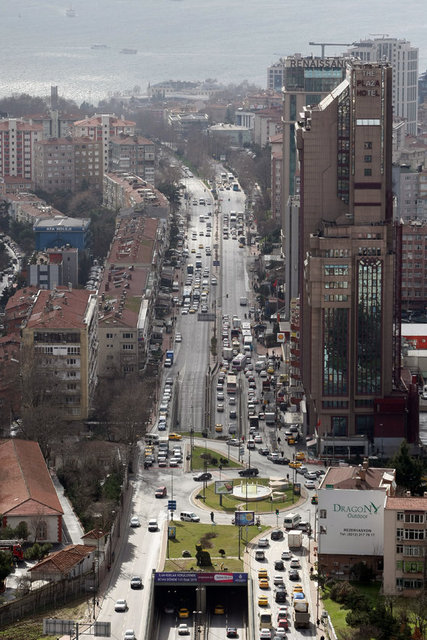KAZA NOKTASINI GPRS'E GİRİLİYOR, YIL SONU TOPLAMINDA KARA NOKTA ORTAYA ÇIKIYOR  - Işık, kara nokta çalışmalarının bugüne kadar devamlı yapıldığına değinerek, "Kara noktaları belirlemek için kümeleme sistemiyle koordinatlarını aldık.