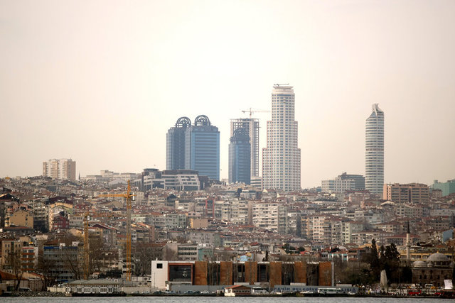 Bir karayolunun belirli bir kesitinde belli bir birim zamanda ne kadar araç geçiyor, kaza başına ne kadar araç düşüyor. Bunların aritmetik toplamasını yaptık.