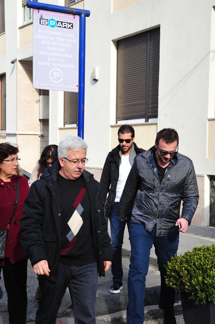 İZZET ANTEBİ, ENVER VAROL