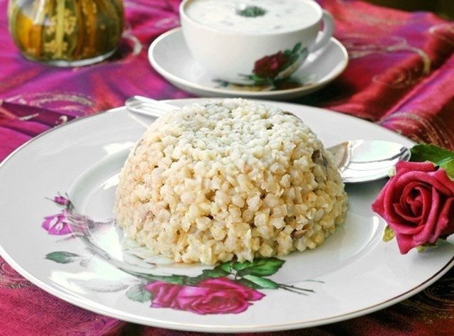 Yarma özellikle keşkek ve ayran aşı çorbası yapımında kullanılır.