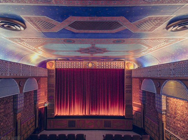 Grand Lake Theater, Oakland