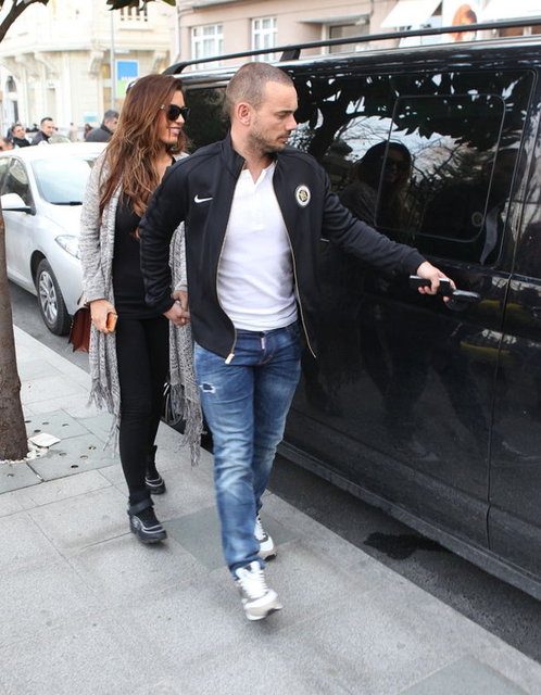YOLANTHE CABAU - WESLEY SNEIJDER