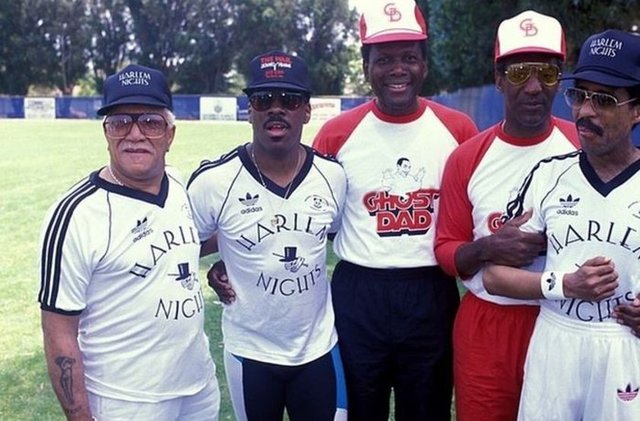 Red Foxx, Eddie Murphy, Sidney Poitier, Bill Cosby ve Richard Pryor Read -