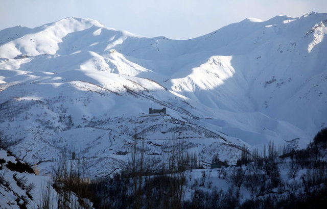 Yenilenen "kalekol" tarzı yapısıyla hudut ve bölge güvenliğini sağlayan, kaçakçılık ve terörle mücadele eden taburda yaklaşık bin profesyonel Mehmetçik (Sözleşmeli Er) görev yapıyor.
