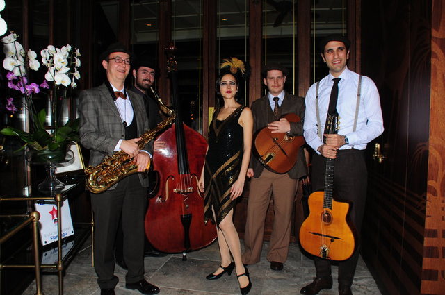 FLAPPER SWING CAZ GRUBU 