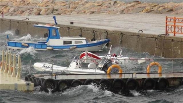 Bursa'da stad inşaatında kullanılan vinç bir kişinin ölümüne neden oldu. -